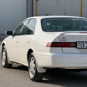 Toyota Camry 1999