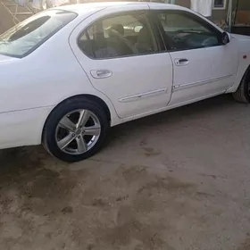 Nissan Maxima 2000