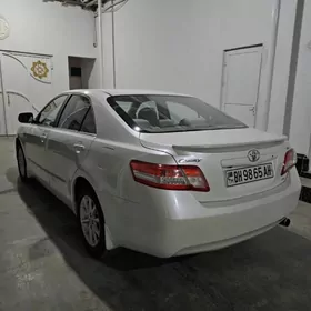 Toyota Camry 2010
