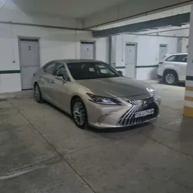 Lexus ES 350 2020