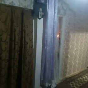 Seydi 1etaj 4 komnat srocno