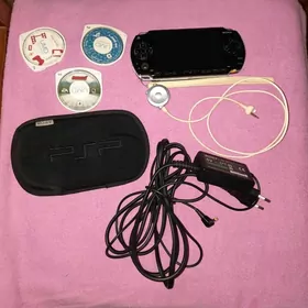 PSP  PORTABLE  "SONY"