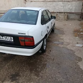 Opel Vectra 1990