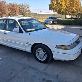 Ford Crown Victoria 1995