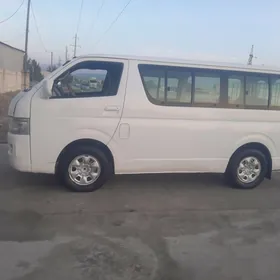 Toyota Hiace 2006