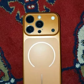 iPhone 16 pro 17 pro öwürýän