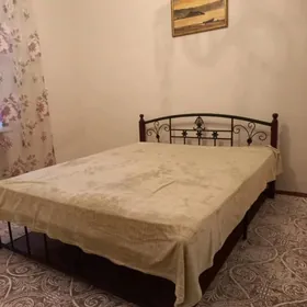 Spalnyÿ krowat/ Спальный крова