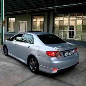 Toyota Corolla 2012