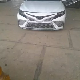 Toyota Camry 2023