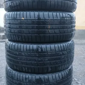 245 40 19 pakryska 25