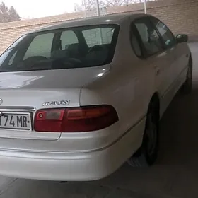 Toyota Avalon 1999
