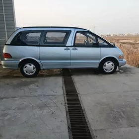Toyota Previa 1992