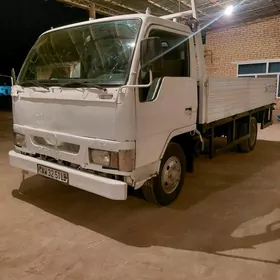 Mitsubishi Canter 2007