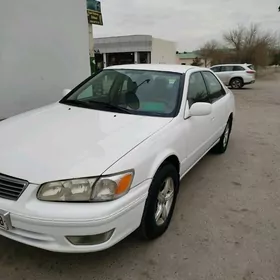 Toyota Camry 2000