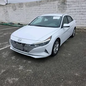 Hyundai Elantra 2021