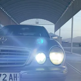 Mercedes-Benz E430 2000