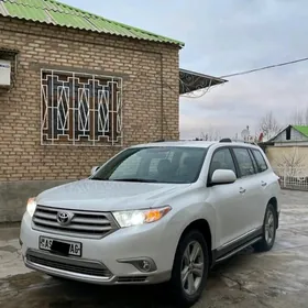 Toyota Highlander 2011