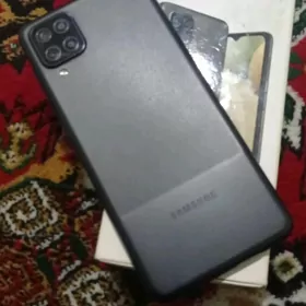 Samsung a12
