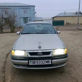 Opel Vectra 1990