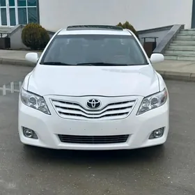 Toyota Camry 2010
