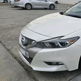 Nissan Maxima 2018