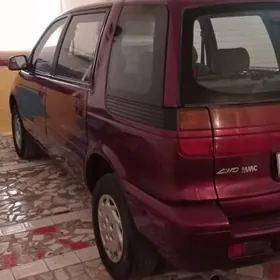 Mitsubishi Chariot 1992