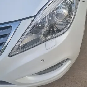 Hyundai Grandeur 2013