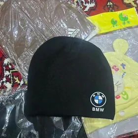 Ṣ̌apka ýuka шапки