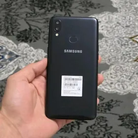 Samsung A10s. 3/32.wetnam