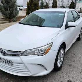 Toyota Camry 2015