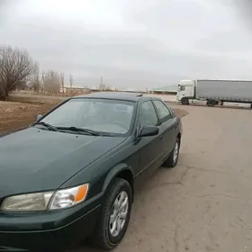 Toyota Camry 1999