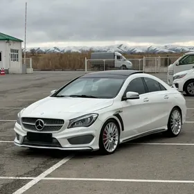 Mercedes-Benz CLA 2014