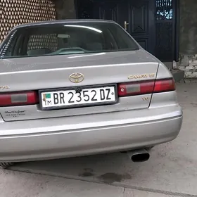 Toyota Camry 1998