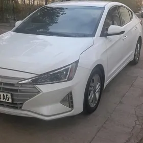 Hyundai Elantra 2020