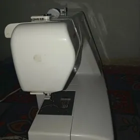 Janome Janoma 370