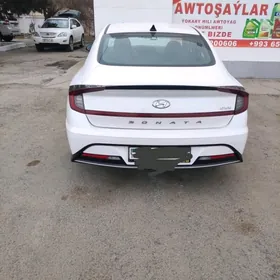 Hyundai Sonata Hybrid 2020