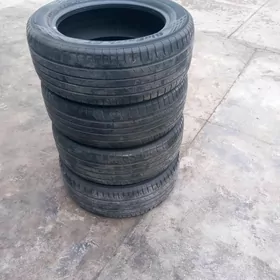 225 55 17 Yokohama komplekit