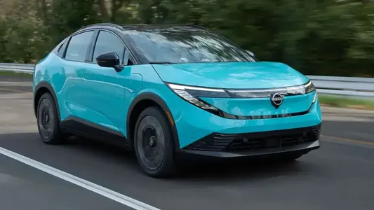 Zenanlar LEAF-y saýlaýar: Nissan ykjam awtoulaglaryň arasynda öňdebaryjy boldy