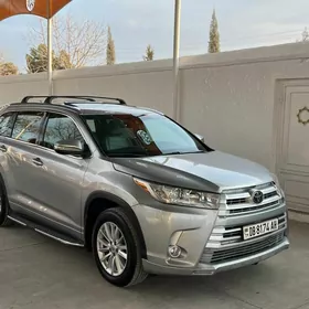 Toyota Highlander 2017