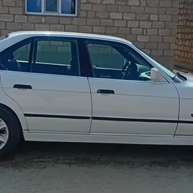 BMW E34 1992