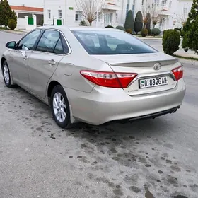Toyota Camry 2017
