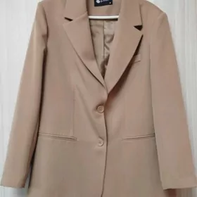Новый женский пиджак раз.38