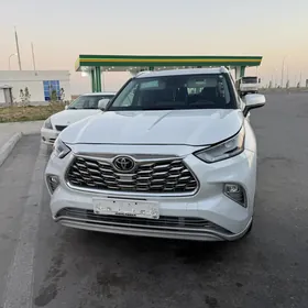 Toyota Highlander 2024