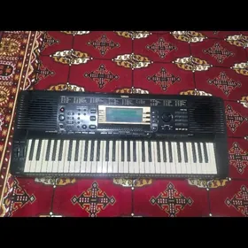 ЯМАХА PSR 730