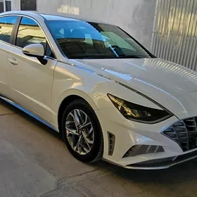 Hyundai Sonata 2021