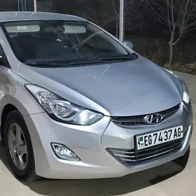 Hyundai Elantra 2011