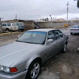 BMW 730 1988
