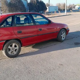 Opel Astra 1996