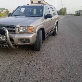 Nissan Pathfinder 2002