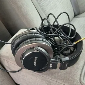 Nauşnik Studinni Roland RH-300